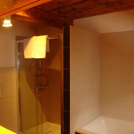 Alpenbauernhaus Vorderbrandthof Farma