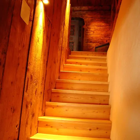 Alpenbauernhaus Vorderbrandthof Farm stay *